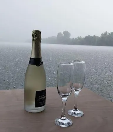 Riverboat-rhein-main Ferienloft Båthotell *