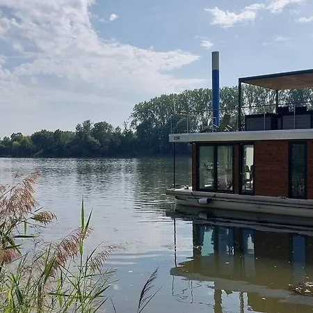Hausboot-wiesbaden-riverboat-rhein-main Ferienloft Hotel na wodzie