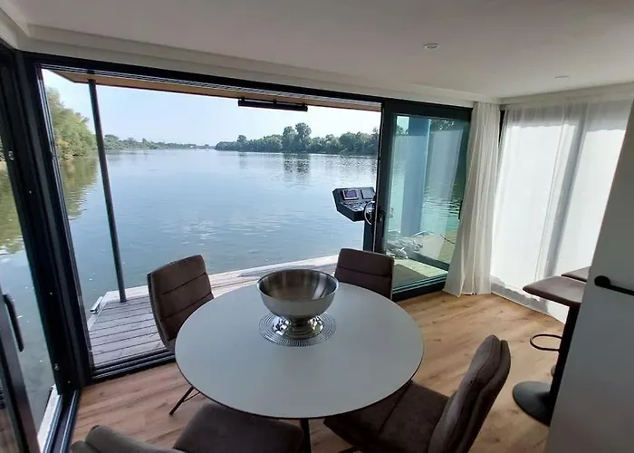 بوتيل Riverboat-rhein-main Ferienloft